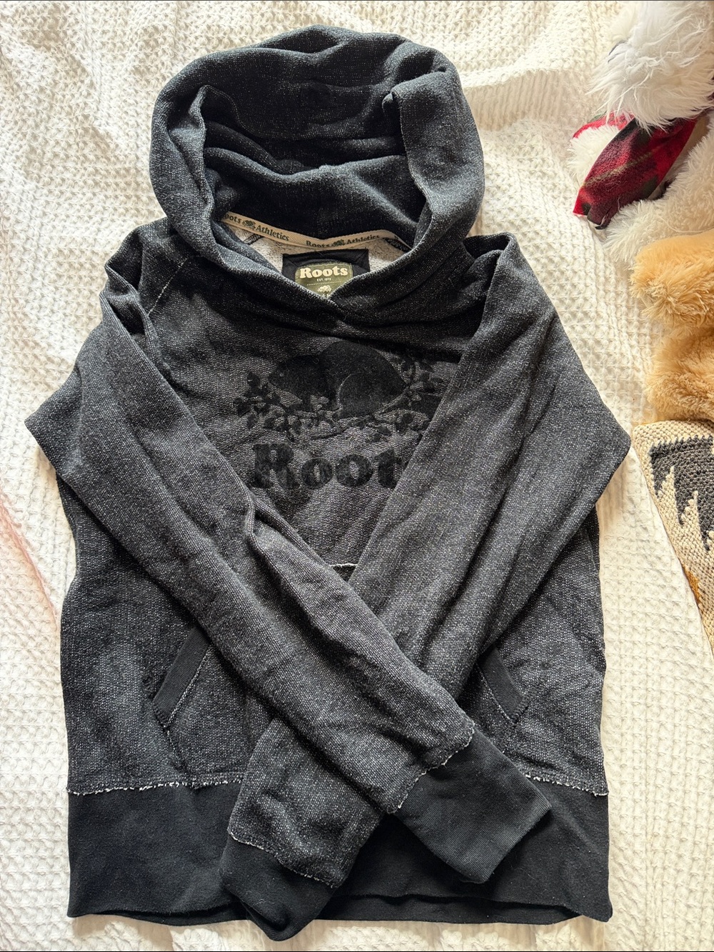 Women’s Roots Hoodie Size M